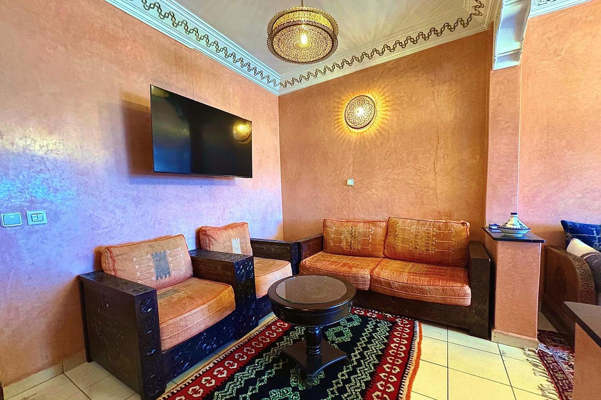 Stylish Moroccan Near Majorelle Garden, Wi-fi, Free Airport Shuttle *